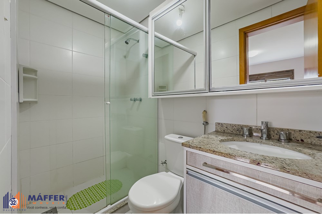 2202494.jpeg
