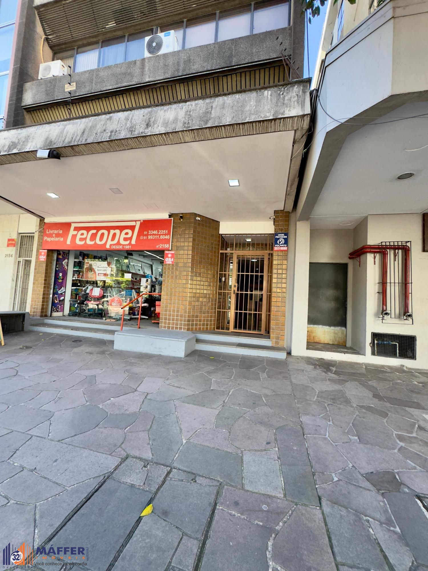 Sala Comercial, 1 sala, à venda, 39 m², Floresta - Porto Alegre — foto 2