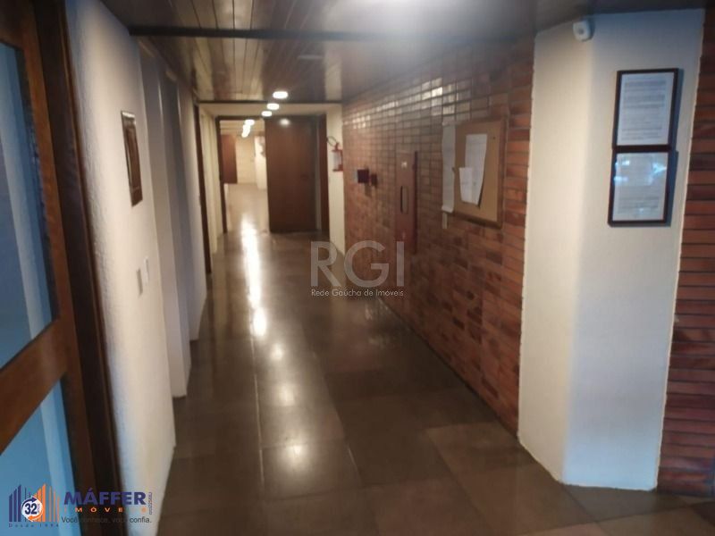 Apartamento no Condomínio Jangadeiro, 2 quartos, à venda, 83 m², Vila Assunção - Porto Alegre — foto 2