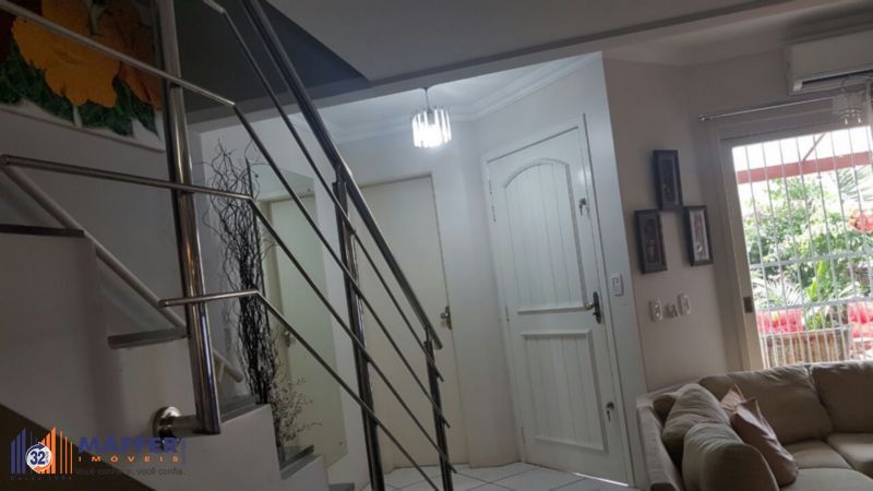 Casa para Venda - 165.52m², 3 dormitórios, sendo 1 suites, 2 vagas - Sarandí
