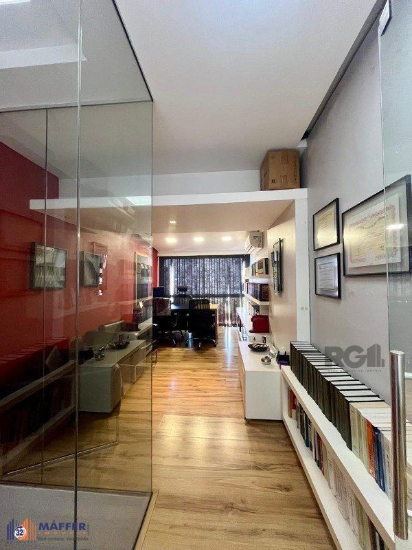 Sala Comercial no Centro Profissional El Greco, 3 salas, para alugar, 70 m², Petrópolis - Porto Alegre — foto 3