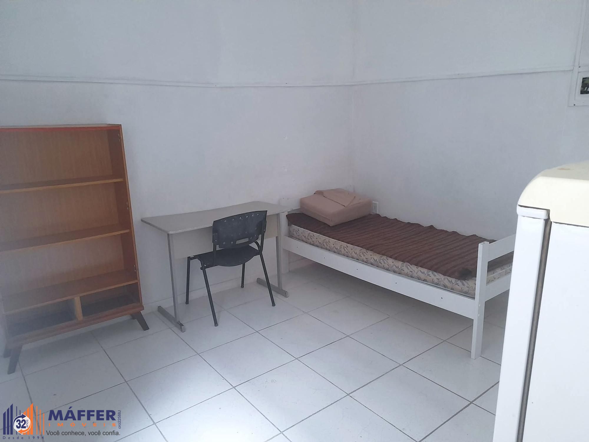 Apartamento, 1 quarto, para alugar, 25 m², Floresta - Porto Alegre — foto 2