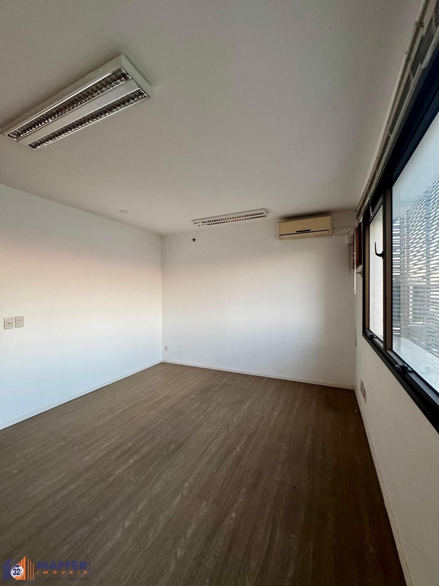 Conjunto Comercial, 1 sala, para alugar, 33 m², Praia de Belas - Porto Alegre — foto 3