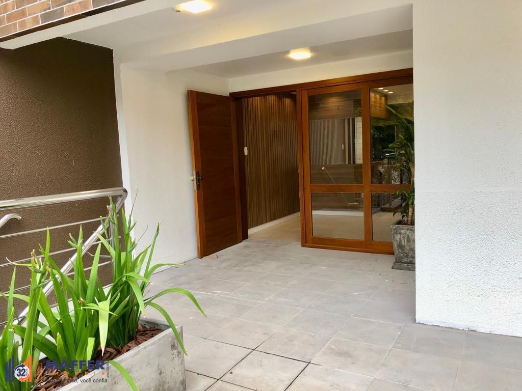 1527230.jpeg