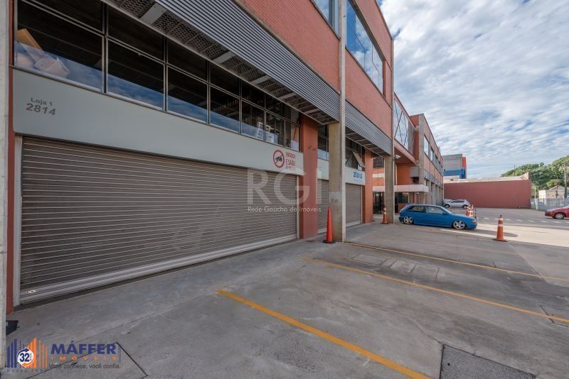 🏭 MÁFFER IMÓVEIS ALUGA – DEPÓSITO / PAVILHÃO 112m²  📍 Floresta | Porto Alegre/RS