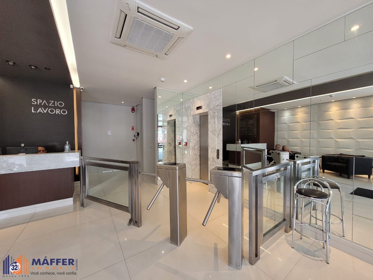 Sala Comercial, 1 sala, para alugar, 82 m², Auxiliadora - Porto Alegre — foto 2