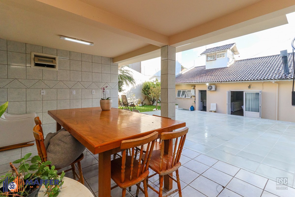 Casa, 4 quartos, 298 m² - Foto 3
