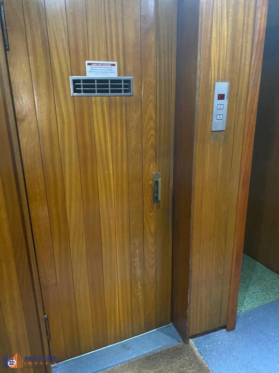 Sala Comercial no Edificio Soraia, 3 salas, à venda, 82 m², Centro Histórico - Porto Alegre — foto 2