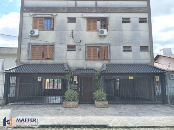 Casa, 4 quartos, 228 m² - Foto 1