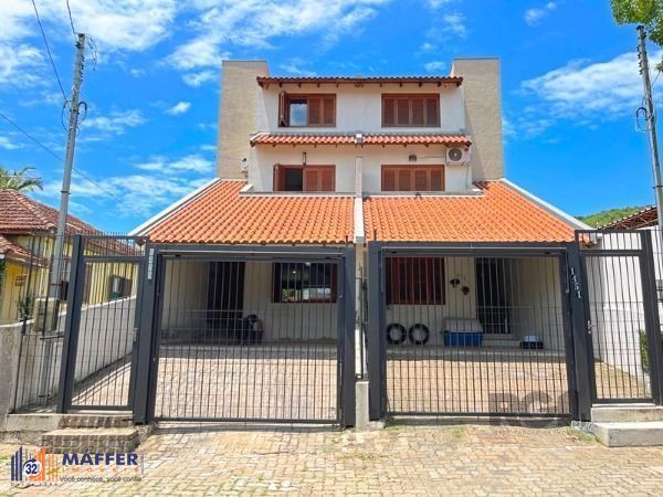 Casa, 3 quartos, 215 m² - Foto 1
