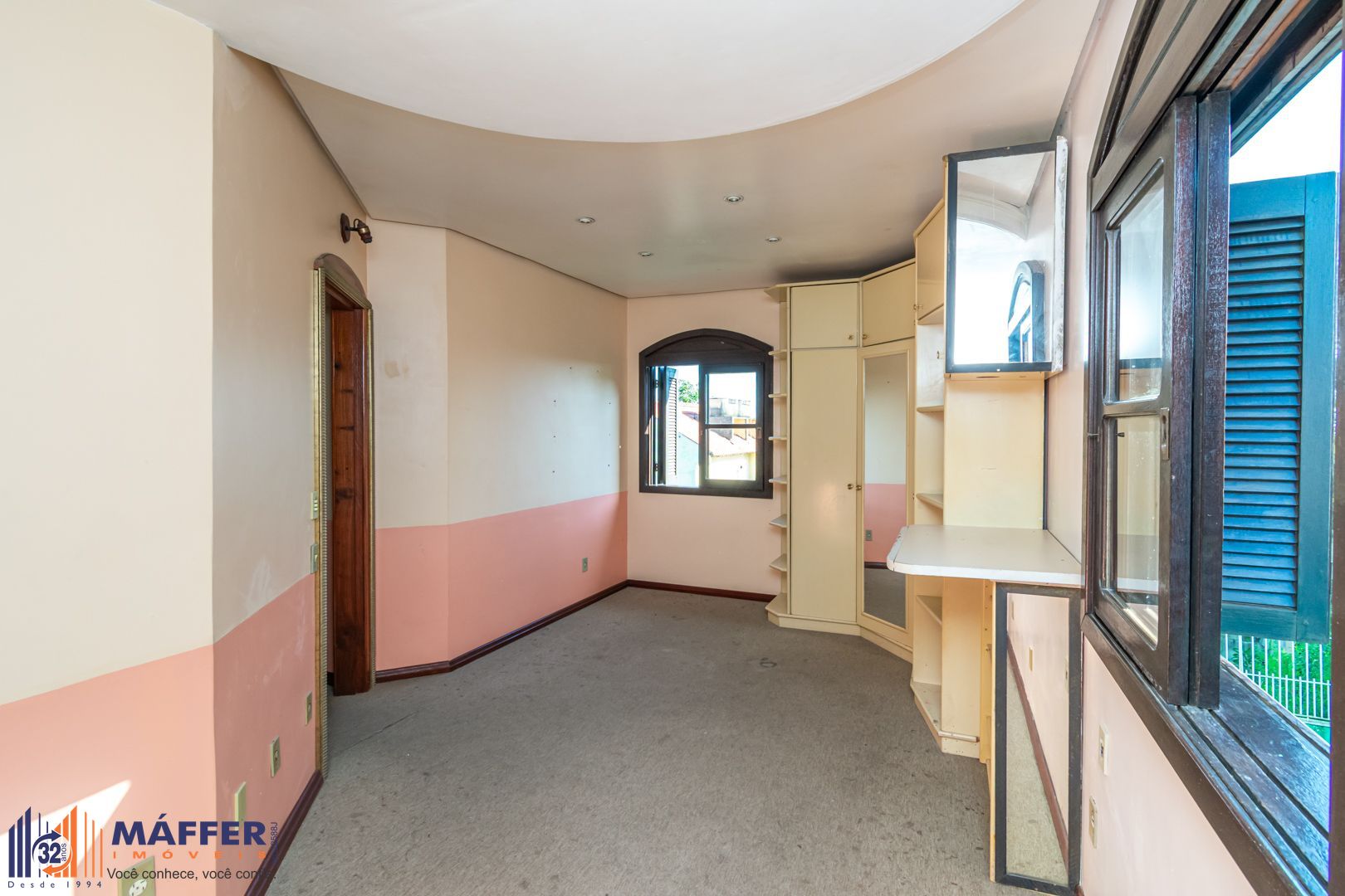 Casa, 5 quartos, 267 m² - Foto 2