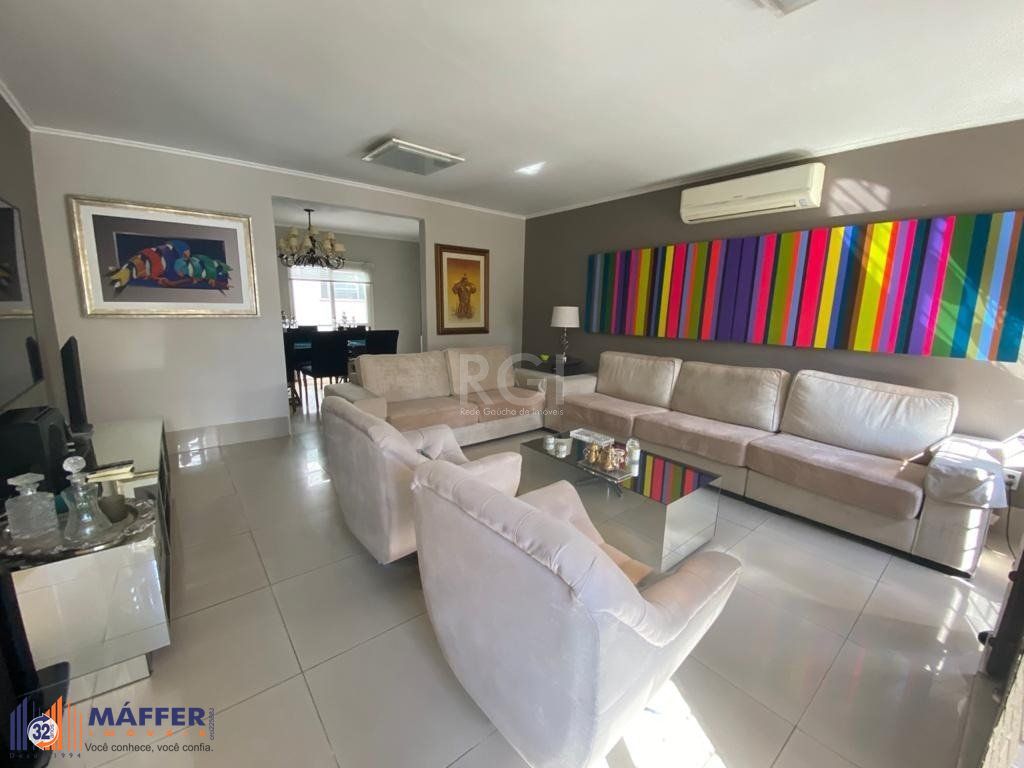 Casa para Venda - 323m², 4 dormitórios, sendo 2 suites, 3 vagas - Jardim Itu