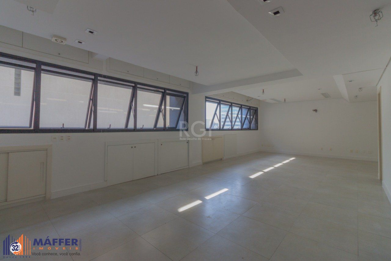 Sala Comercial, 1 sala, à venda, 36 m², Rio Branco - Porto Alegre — foto 2