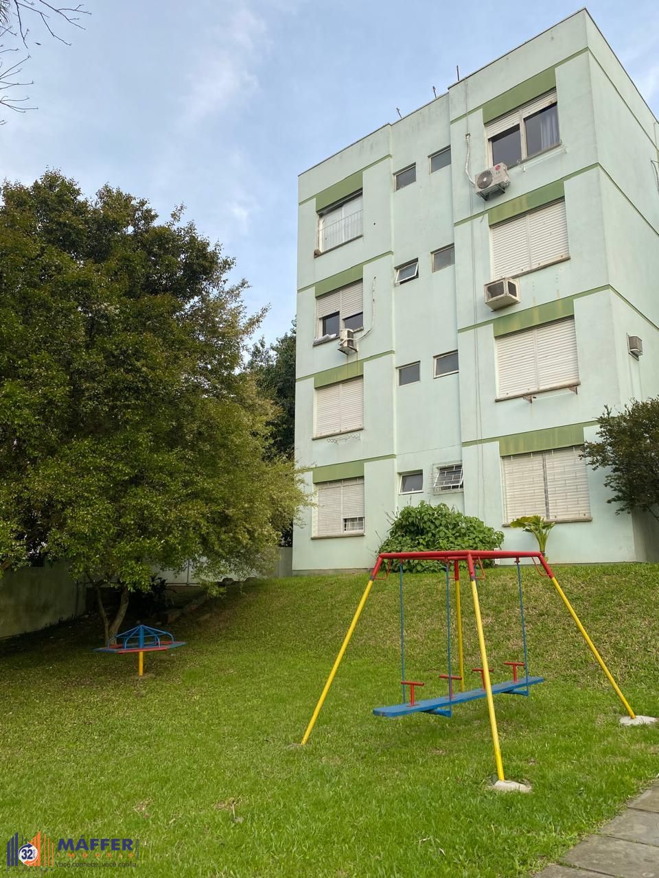 Apartamento de 1 quarto e 1 vaga de garagem escriturada no bairro Camaquã POA