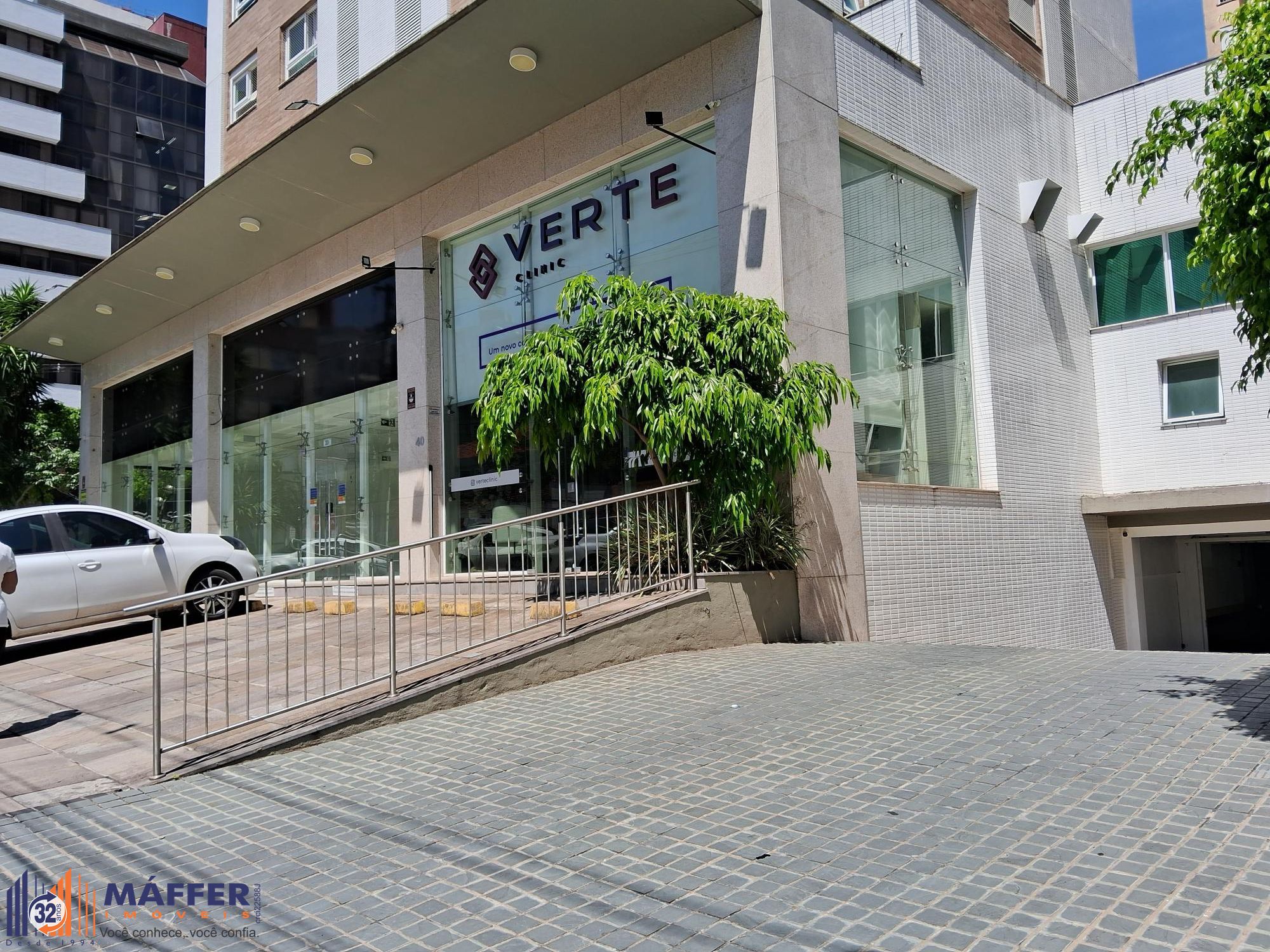 Loja, 1 sala, para alugar, 102 m², Moinhos de Vento - Porto Alegre — foto 2