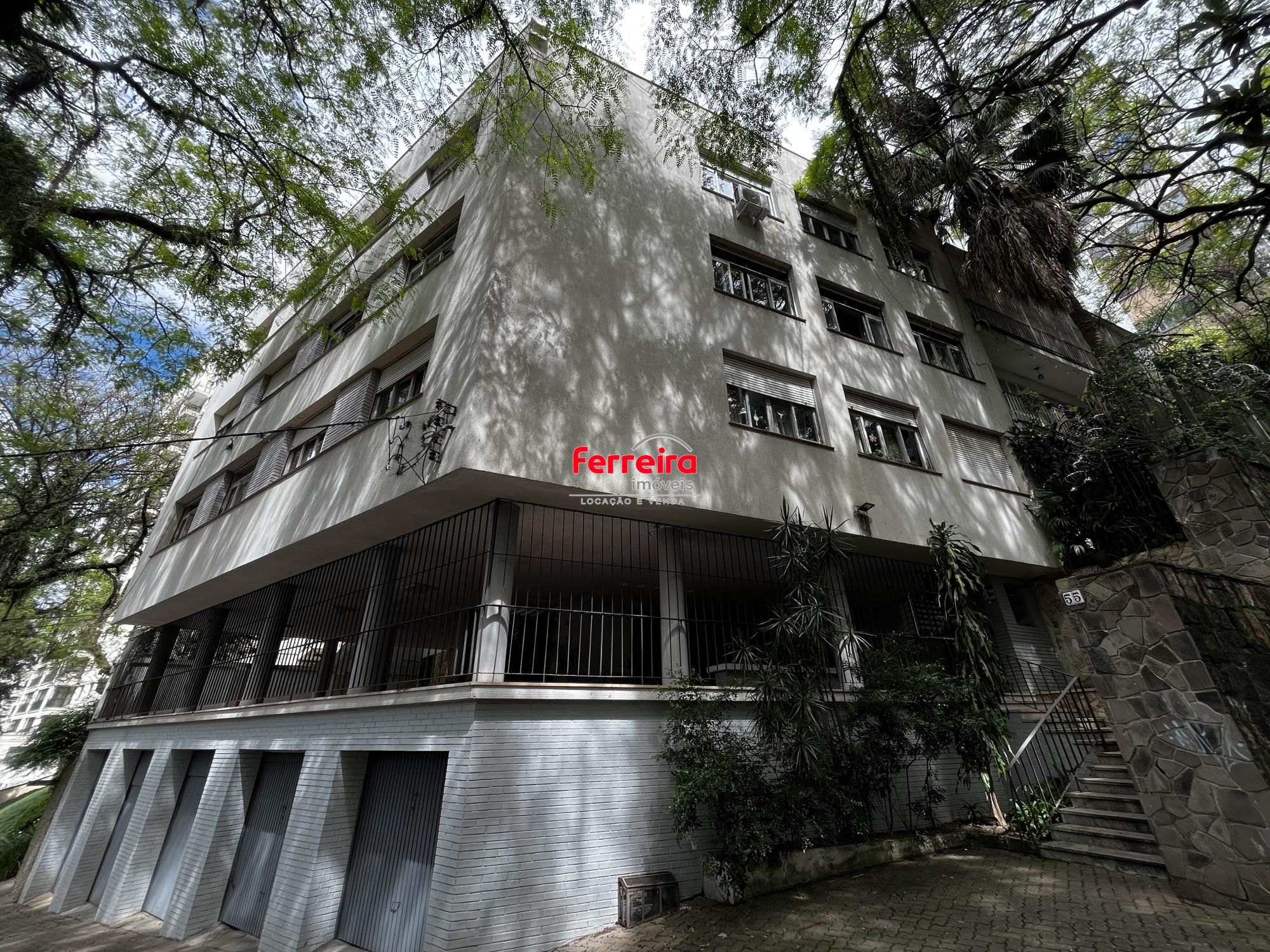 Apartamento de 3 quartos e 2 vagas de garagem no bairro Moinhos de Vento em POA