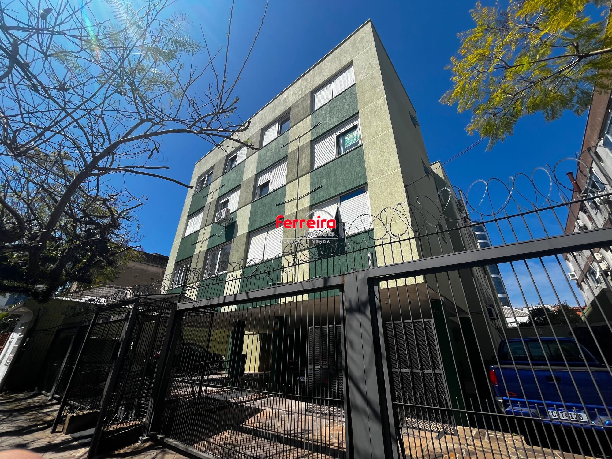 Apartamento de 2 quartos no bairro Menino Deus em Porto Alegre