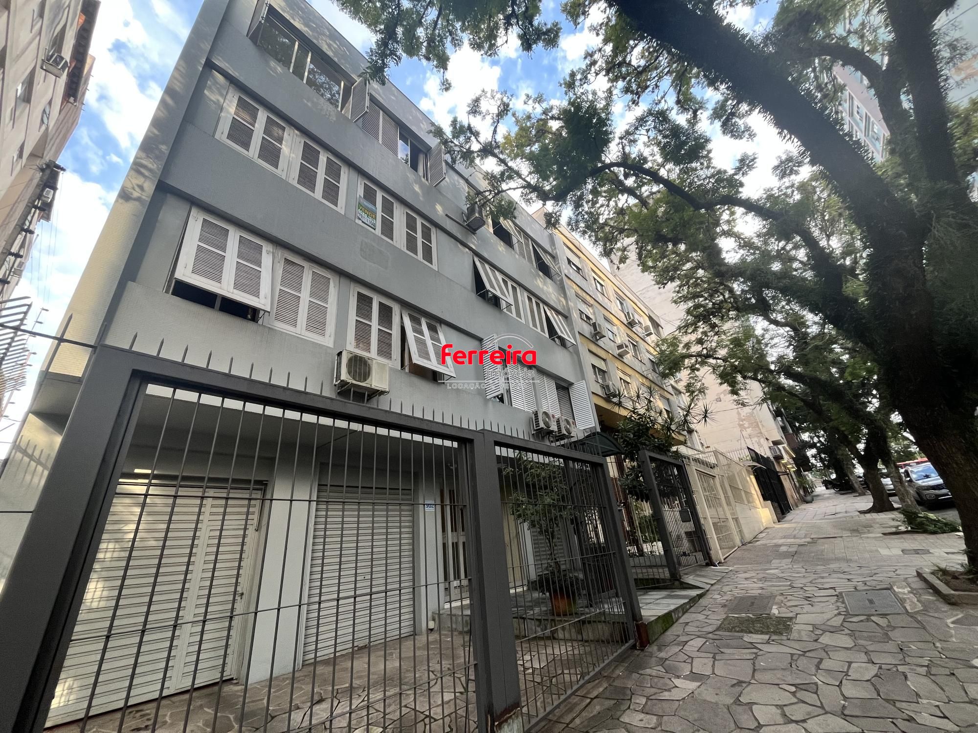 Apartamento de 2 quartos e 1 vagas de garagem no bairro Independência em POA