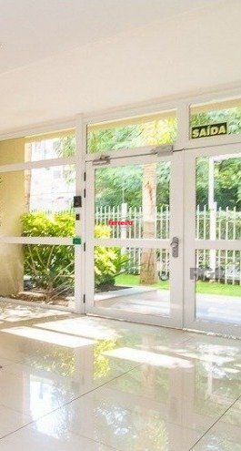 Apartamento 2 dormitórios, suíte, 83 m² e 2 vaga(s) de garagem. .