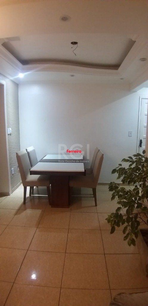 Apartamento 03 dormitórios, bairro Rubem Berta, em Porto Alegre RS