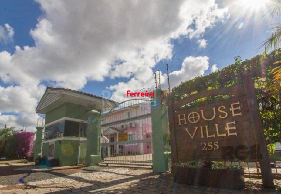 Casa em condomínio no Sarandi de 2d vaga e infra