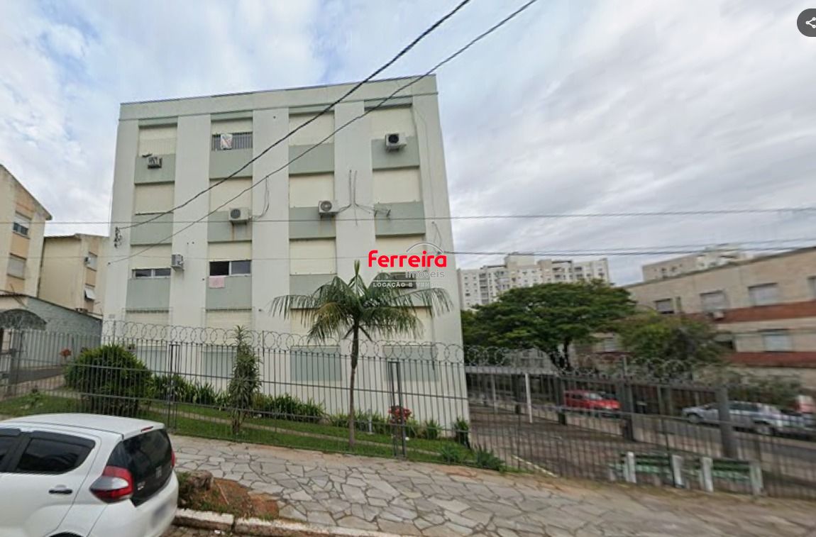 Apartamento Garden - Térreo com Pátio no bairro São Sebastião de 2 dormitórios