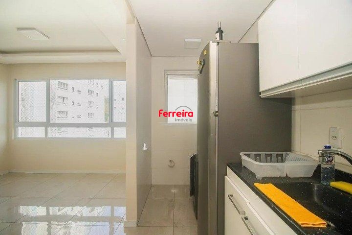 Apartamento com 2 quartos, 1 vaga e 49m² para vender por R$ 273.000