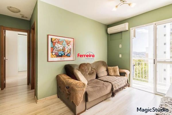 Apartamento à venda com 62m², 2 quartos e 1 vaga escriturada.