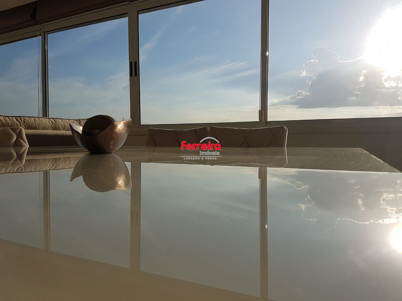 Apartamento 2 dormitórios todo mobiliado Jardim Planalto