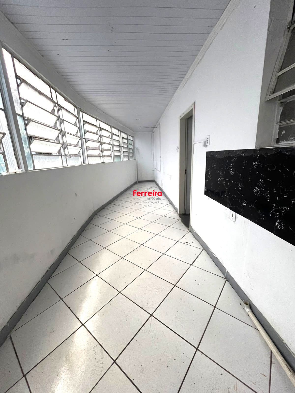 Apartamento no Centro com 122m² DESOCUPADO