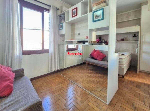 Apartamento JK no Centro REFORMADO