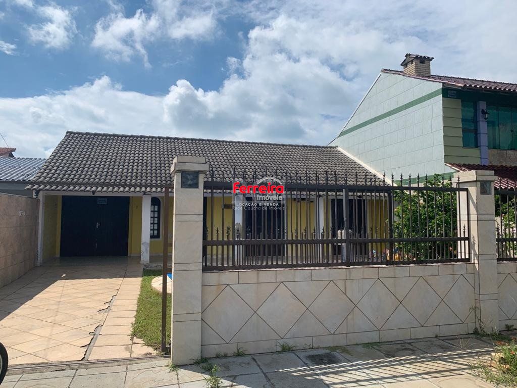 Casa para Venda - 179m², 4 dormitórios, sendo 1 suites, 3 vagas - Centro