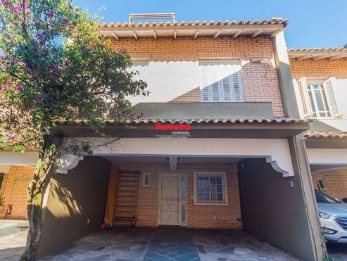 Casa em Condomínio em Ipanema de 3 dormitórios e 2 vagas DESOCUPADA