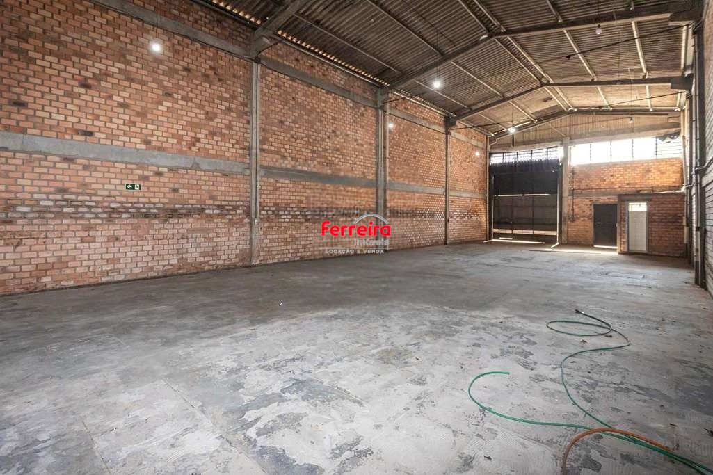 Galpão 2 quartos à venda, 600m², Navegantes - Porto Alegre
