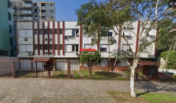 Apartamento no Menino Deus de 2 dormitórios e vaga DESOCUPADO