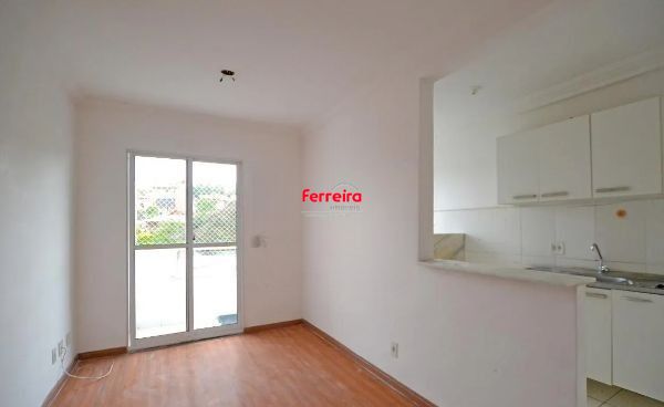 2 DORMITÓRIOS C/ VISTA PANORÂMICA E SUITE,DESOCUPADO, REFORMADO E SEMI MOBILIADO, C/VAGA COBERTA NO PORTO TERESÓPOLIS