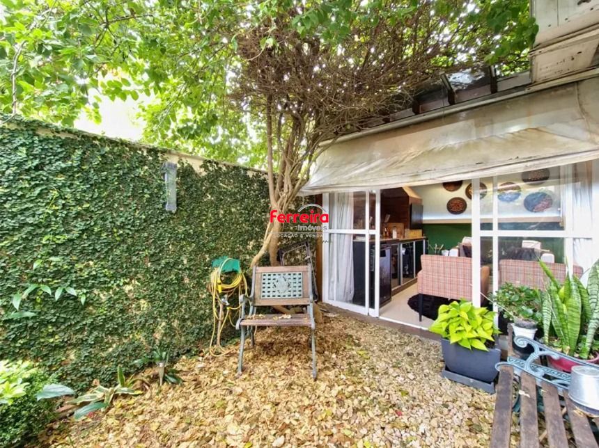 Casa em condomínio no bairro Teresópolis de 3 dormitórios e 2 vagas e infra