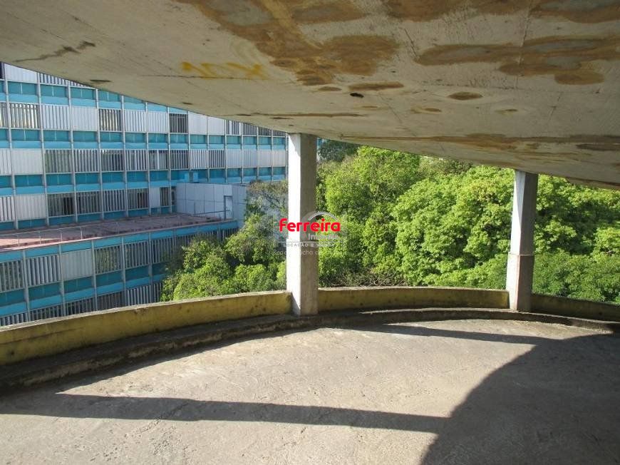 Box de garagem no Edifício Gigante no Centro