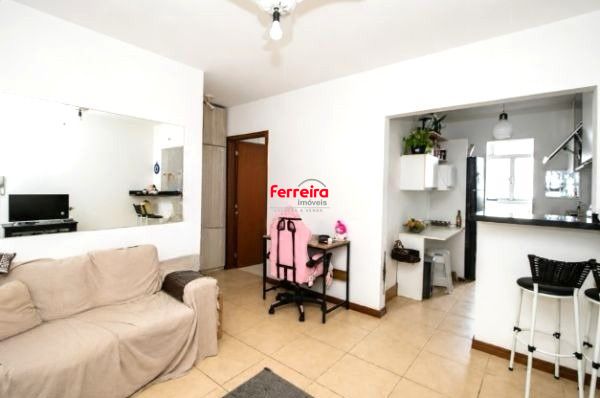 Apartamento no bairro Cavalhada de 1 dormitório e vaga