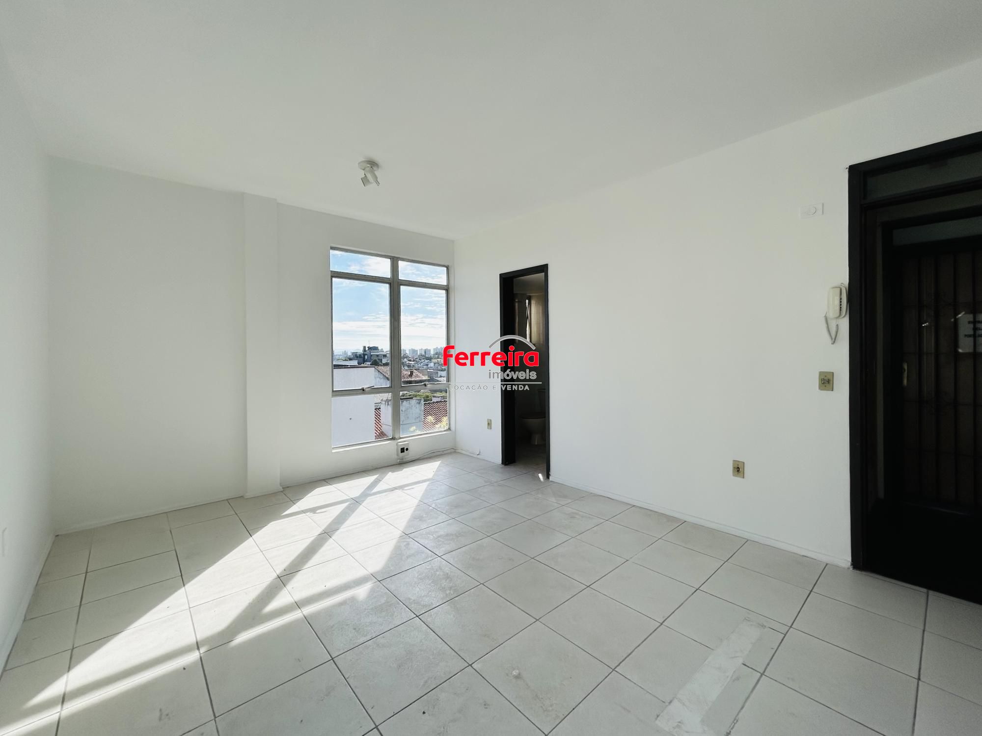 Sala Comercial, 1 sala, à venda, 24 m², Três Figueiras - Porto Alegre — foto 4