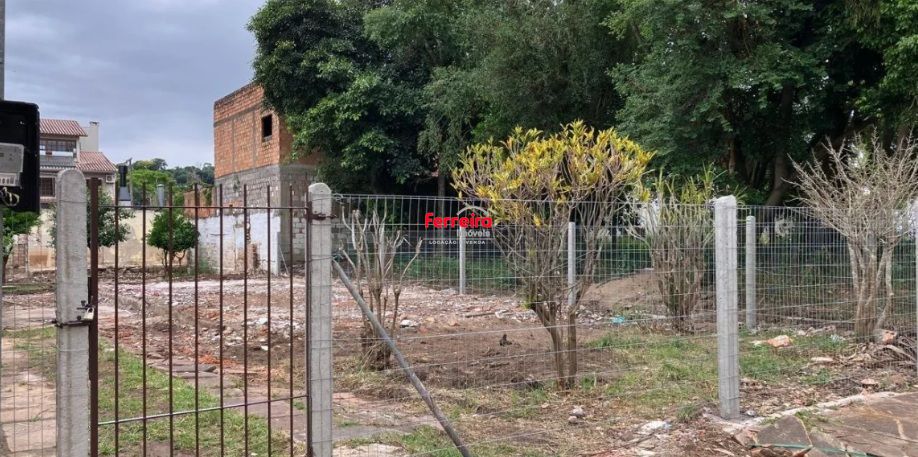 Terreno em Ipanema , limpo e pronto para construir , com 11 m x 40m