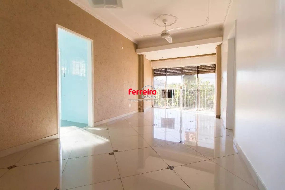 Ótimo apartamento no Menino Deus com 76,48m2 de área privativa, 3 dormitórios e 2 banheiros.