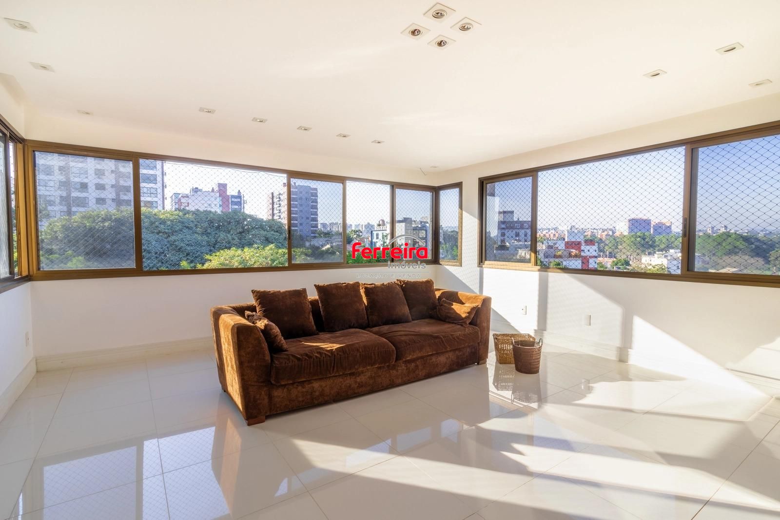 Apartamento, 3 quartos, à venda, 92 m², Passo da Areia - Porto Alegre — foto 2