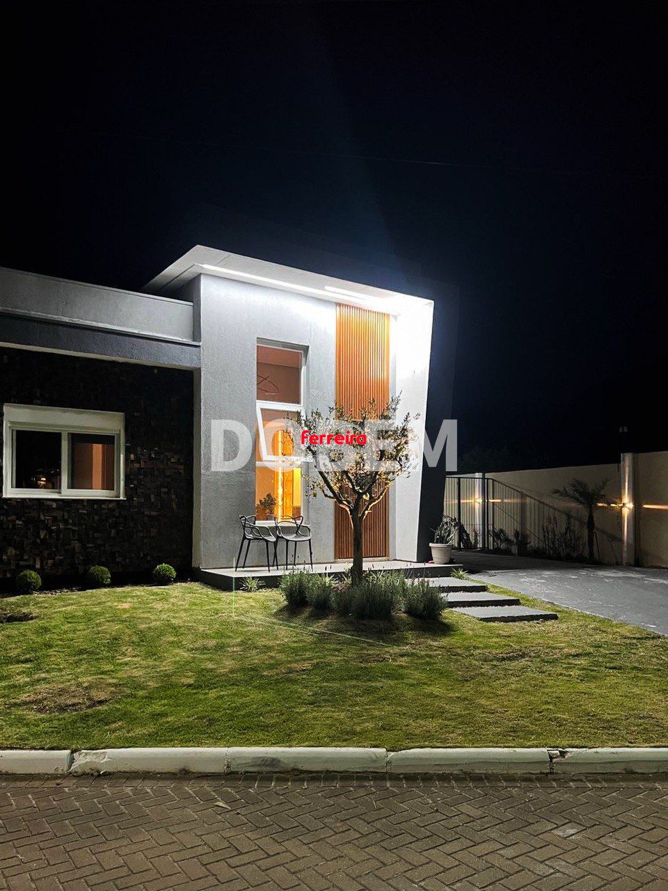 Casa exclusiva no green caminho do meio