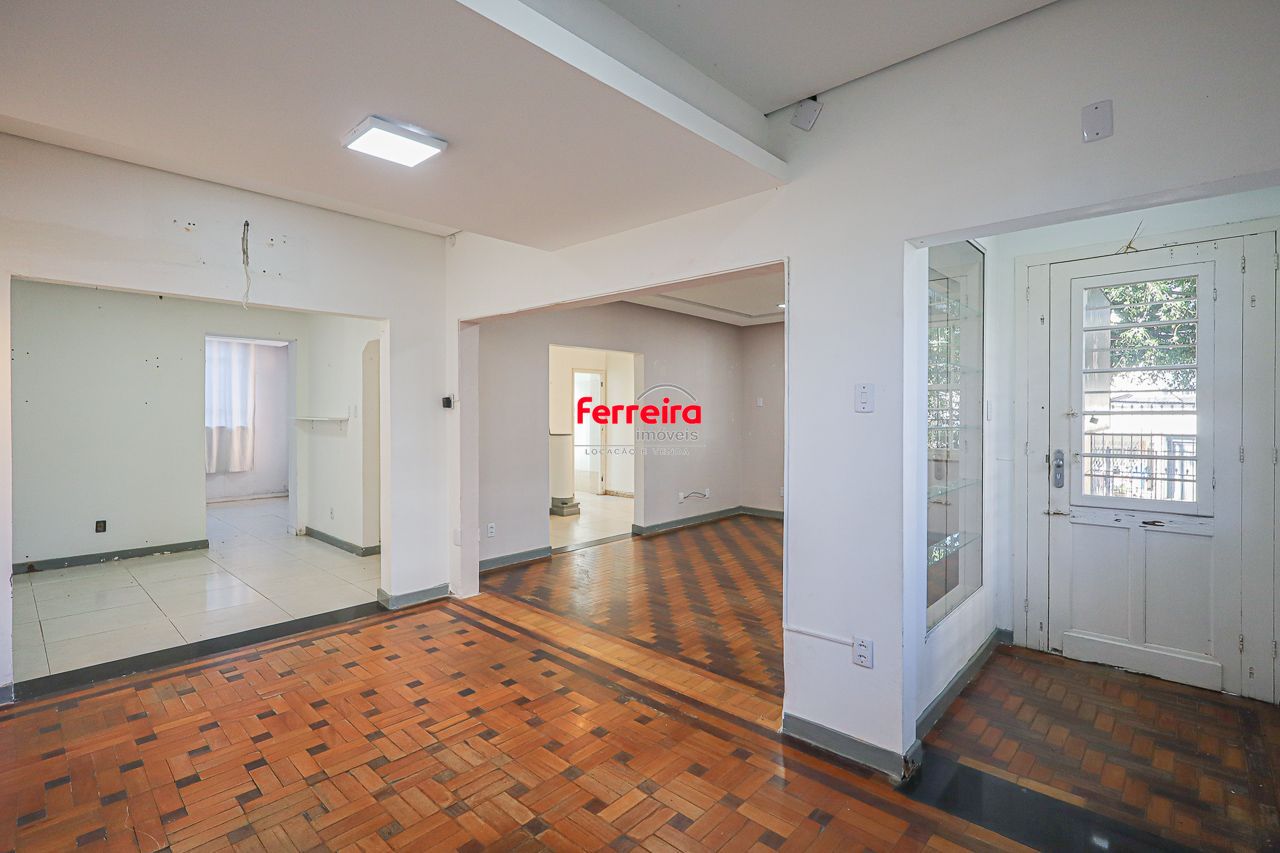 Casa a venda no bairro Petrópolis