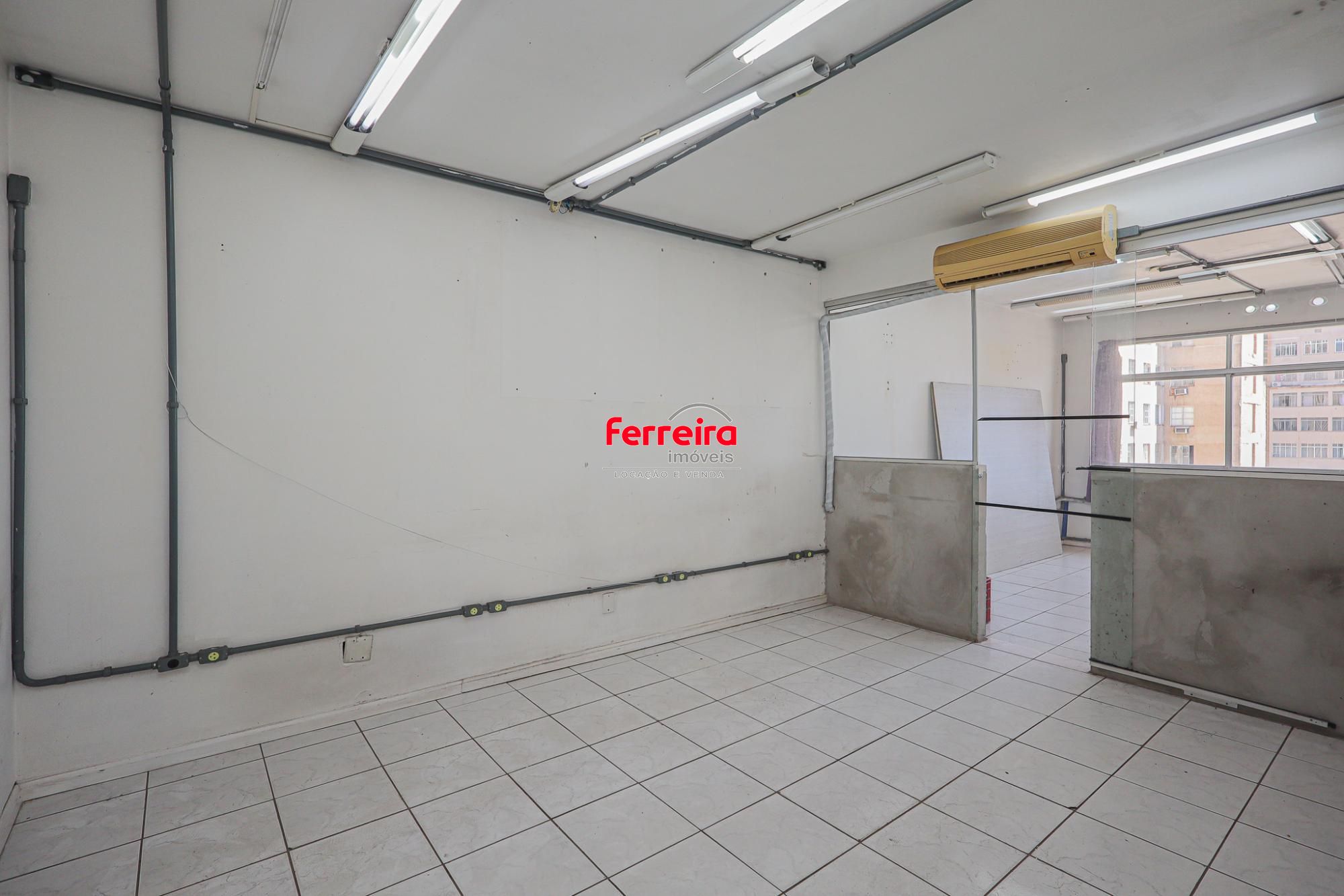 Sala comercial a venda no Centro Histórico