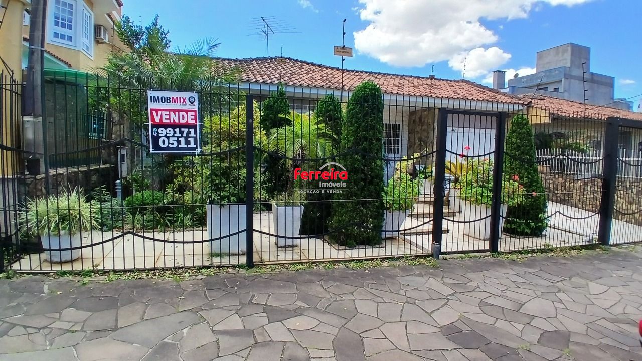 Casa 3 quartos à venda, 253m², Vila Ipiranga - Porto Alegre
