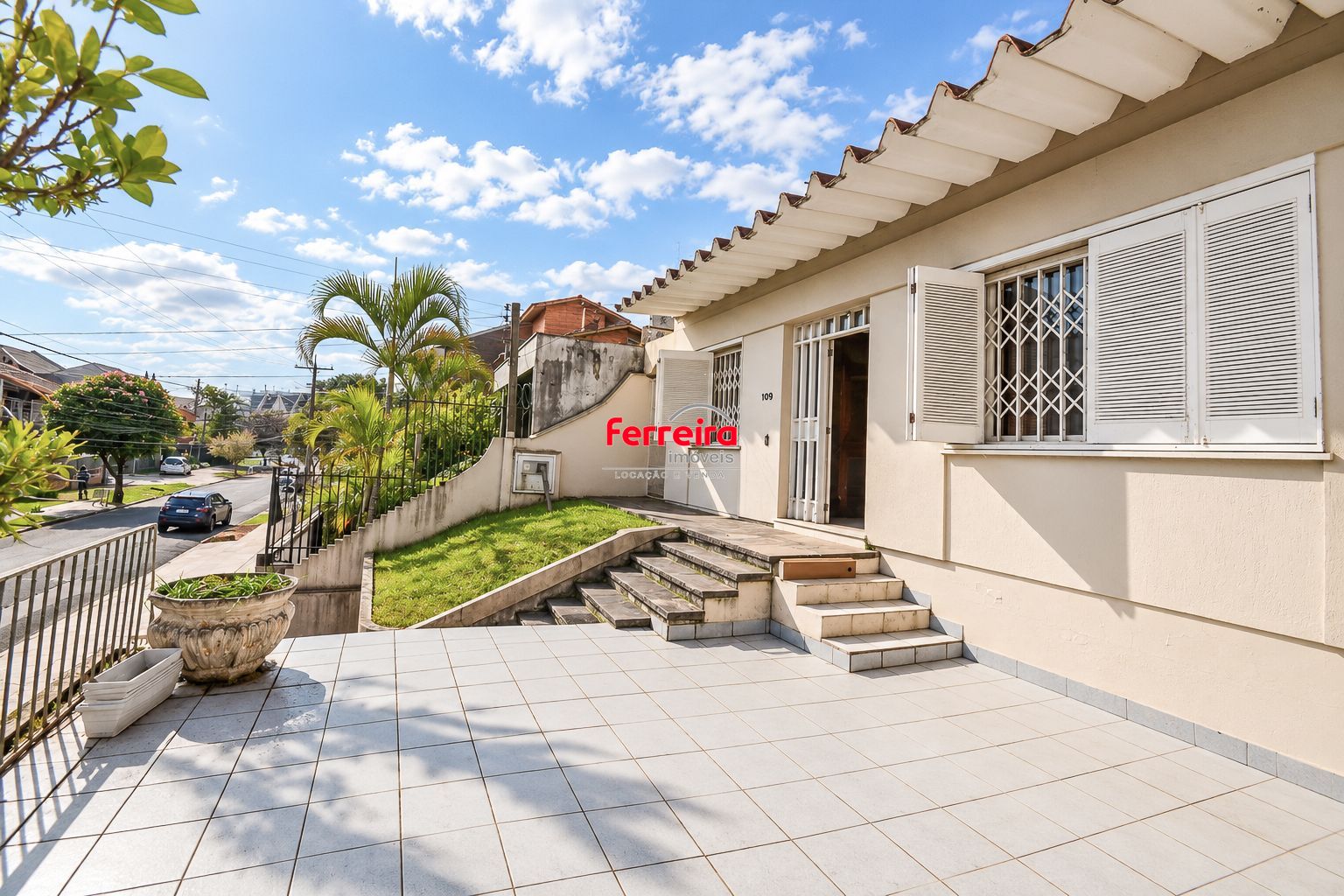 Casa à venda no Chácara das Pedras, 242,91 m², pátio e garagem para 2 carros