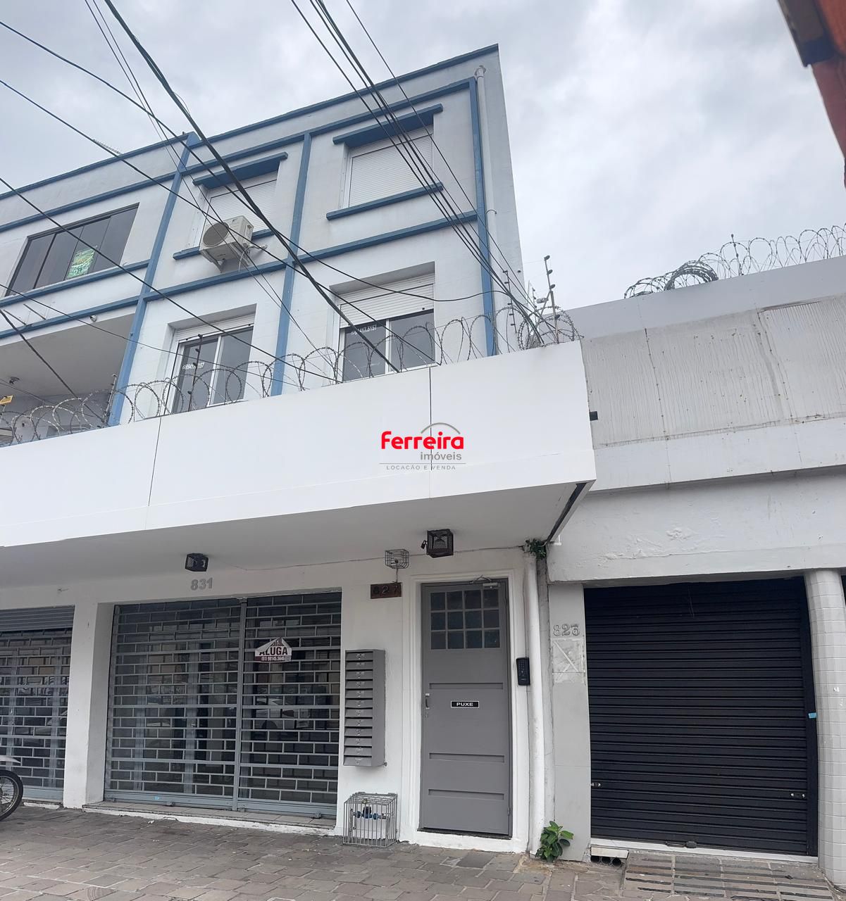 Apartamento de 2 Dormitórios na Av. Azenha - Ótima Oportunidade