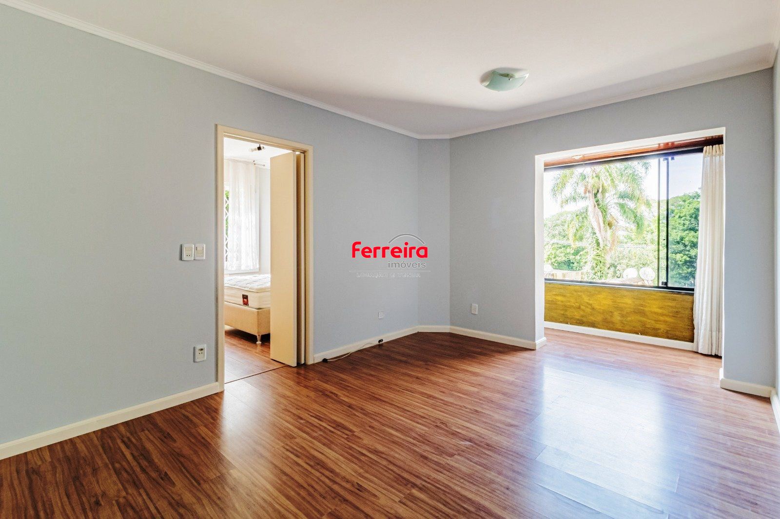 Apartamento com 1 quarto e 1 vaga coberta no bairro Petrópolis